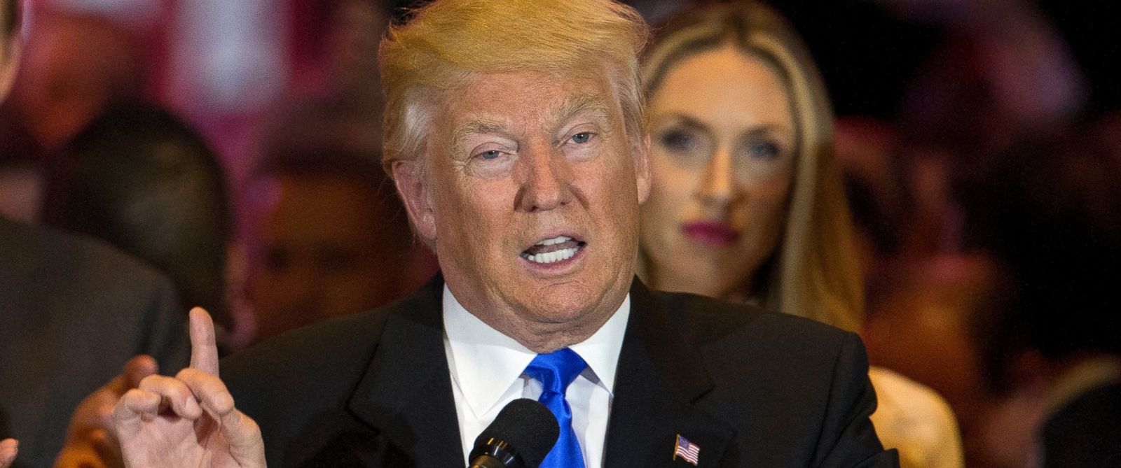 Donald Trump làm người giàu Mỹ đứng ngồi không yên