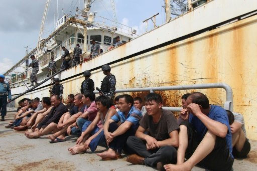 Indonesia bắt tàu cá và 8 thủy thủ Trung Quốc