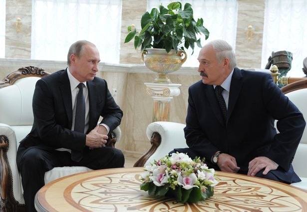 Tổng thống Putin gặp sự cố bất ngờ, lộ bí mật trong phòng ngủ