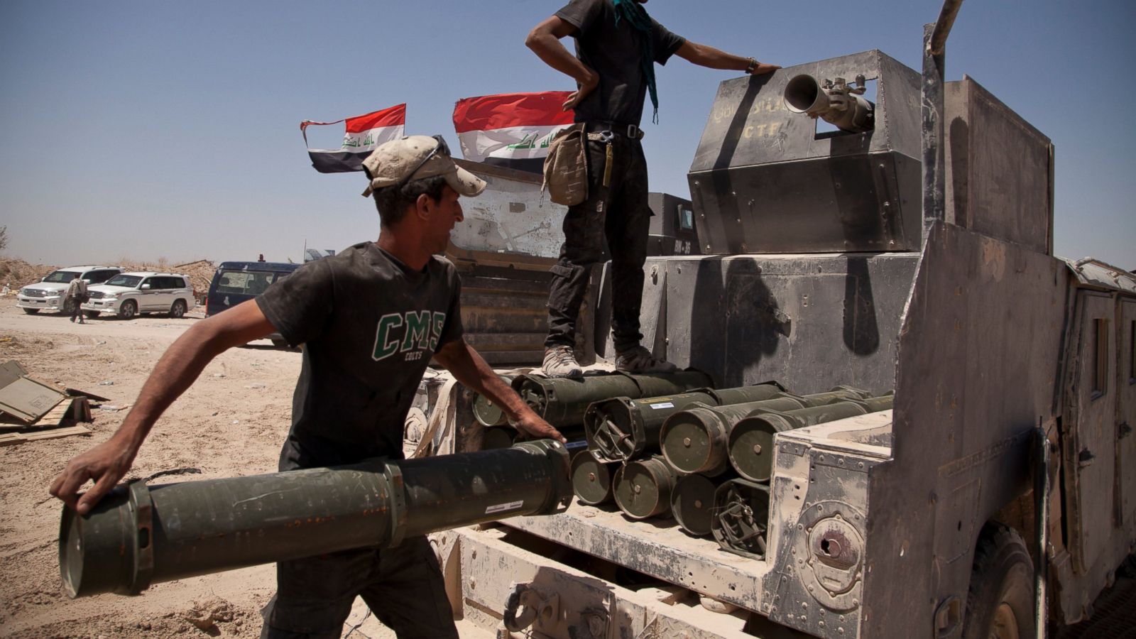 IS bị vây chặt ở Fallujah, Raqqa