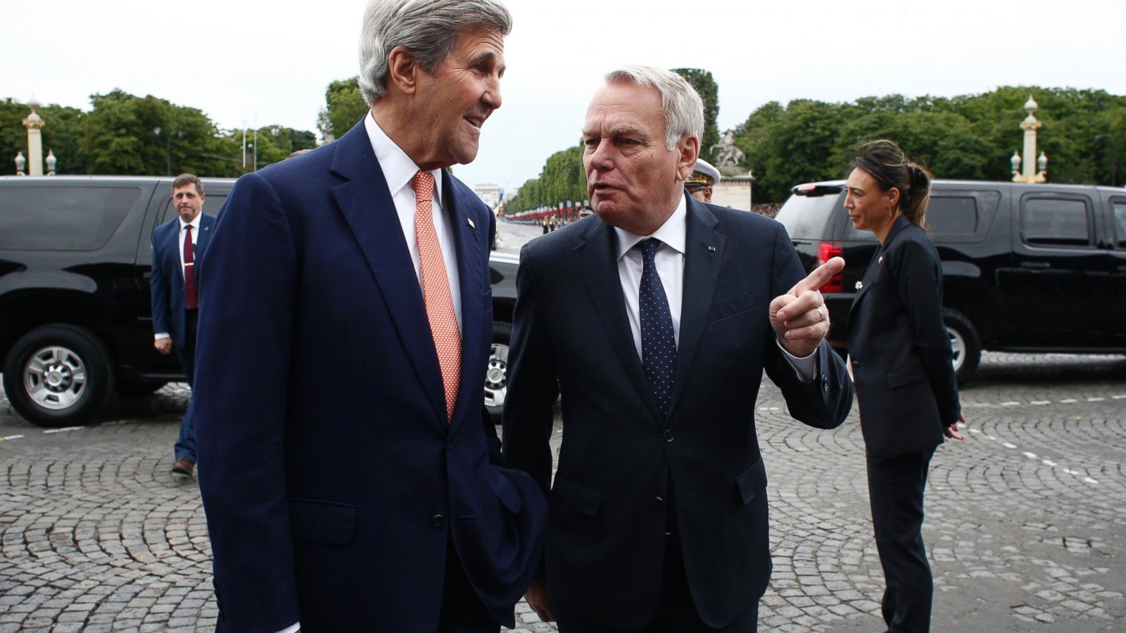 Chuyến thăm Nga khó khăn của ông Kerry