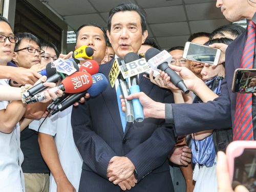 Vừa hết nhiệm kỳ, ông Mã Anh Cửu quyết chiến tại tòa