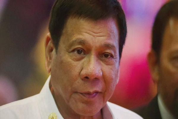 "Tuần trăng mật" của ông Duterte đã qua?