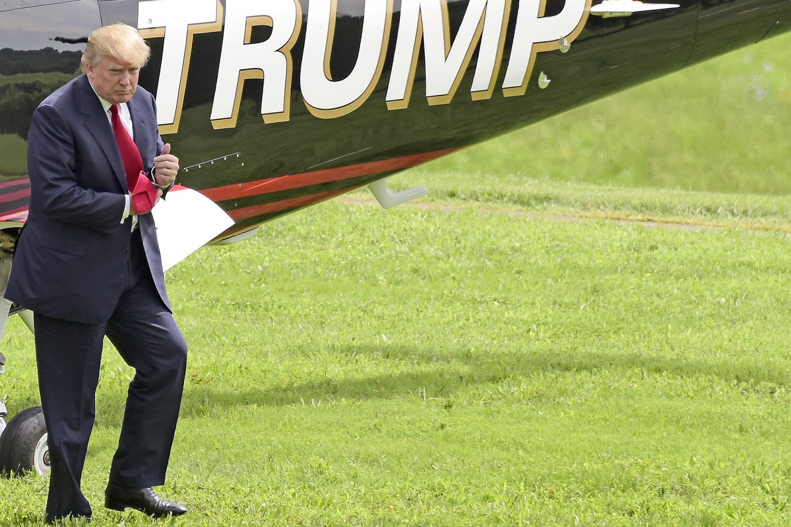 Ông Trump mất 800 triệu USD trong 1 năm