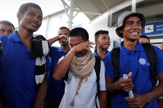 Con tin của hải tặc Somalia ăn chuột để sống sót