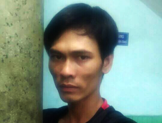 Cảnh sát hình sự truy đuổi tên cướp giật trên phố