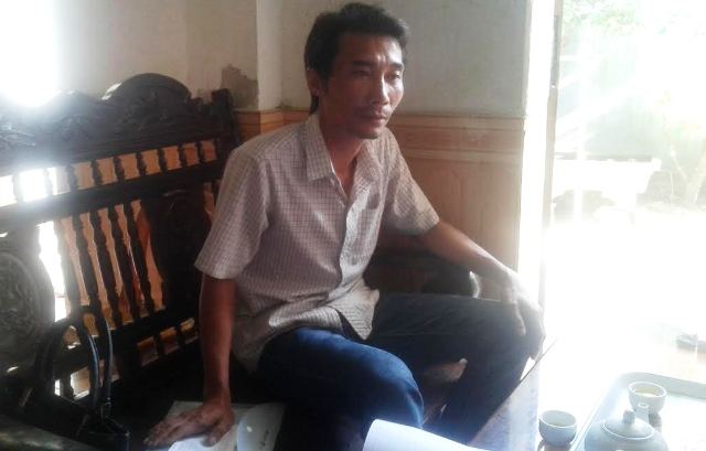 
Anh Dương Văn Đồng kể lại sự việc va chạm với t&agrave;u vỏ sắt
