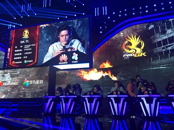Đường truyền tệ, đội tuyển Esports Việt Nam bỏ giải HPL