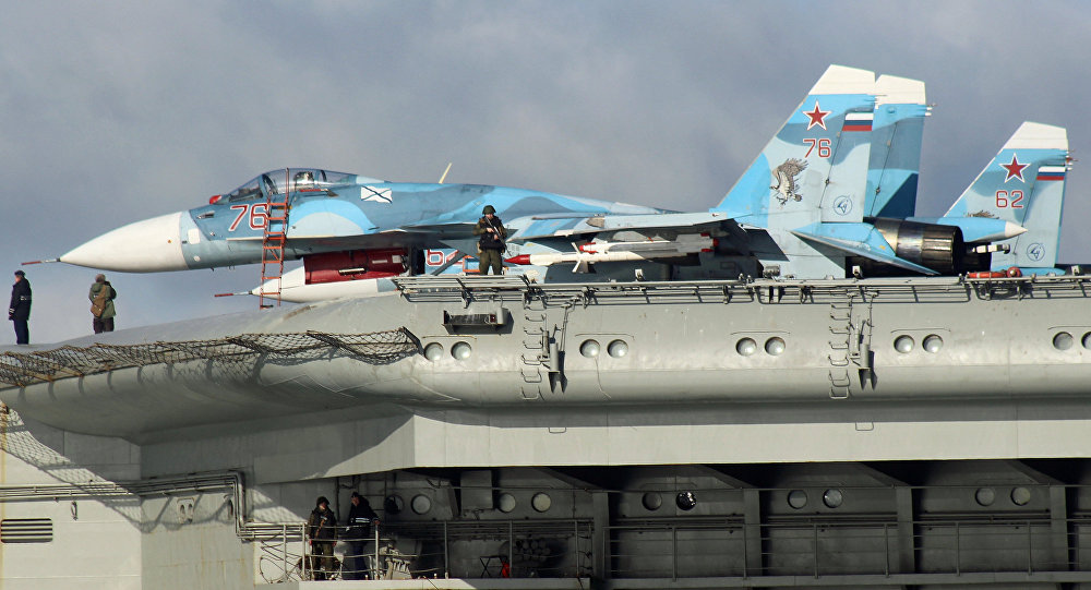 Nga: Tiêm kích Su-33 rơi khi hạ cánh trên tàu sân bay