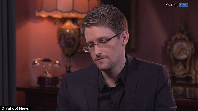 “Người thổi còi” Snowden sợ bị Nga bắt giao cho ông Trump