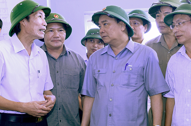 Thủ tướng: Rút kinh nghiệm sâu sắc việc dự báo bão số 1