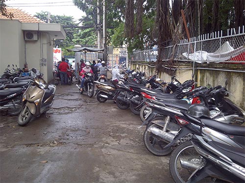 Lãnh đạo công sở phải chịu trách nhiệm nếu không giữ xe miễn phí