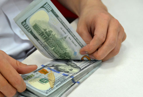 Ngân hàng vay USD của nước ngoài