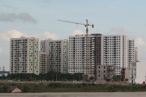 Môi giới địa ốc lại có đất sống