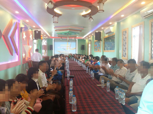 Nh&oacute;m người chơi tiền gửi đa cấp tổ chức họp tại tỉnh S&oacute;c Trăng