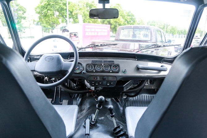 UAZ Hunter không có điều hòa trên xe
