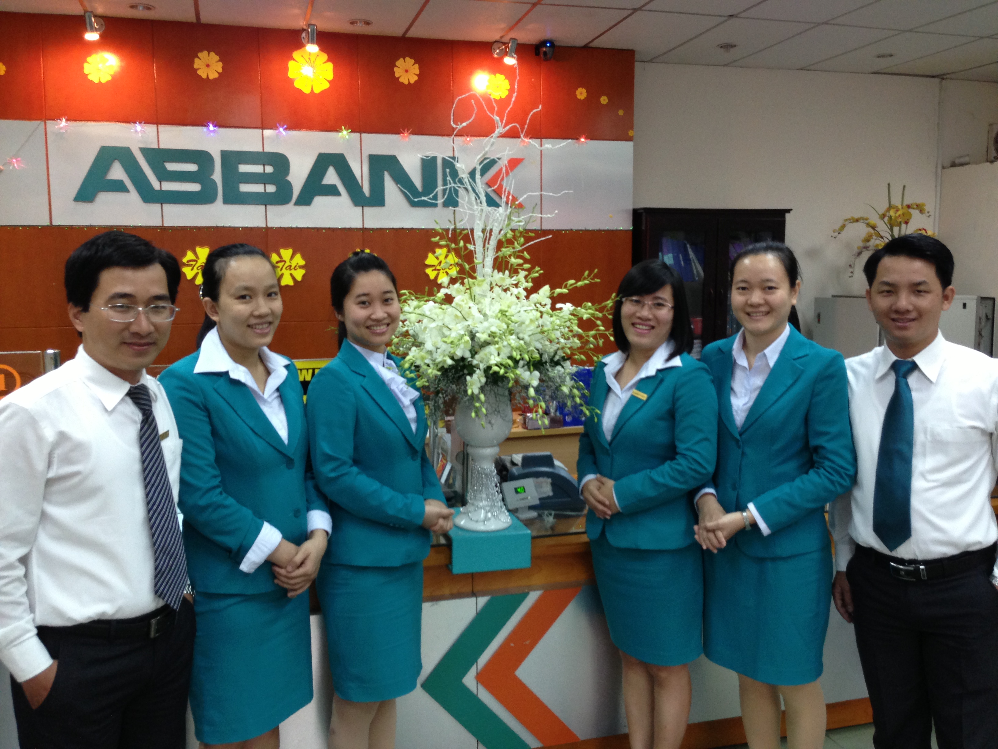 ABBANK tri ân phái đẹp nhân dịp 20-10