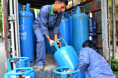 Giá gas tăng 19.000 đồng/bình 12 kg