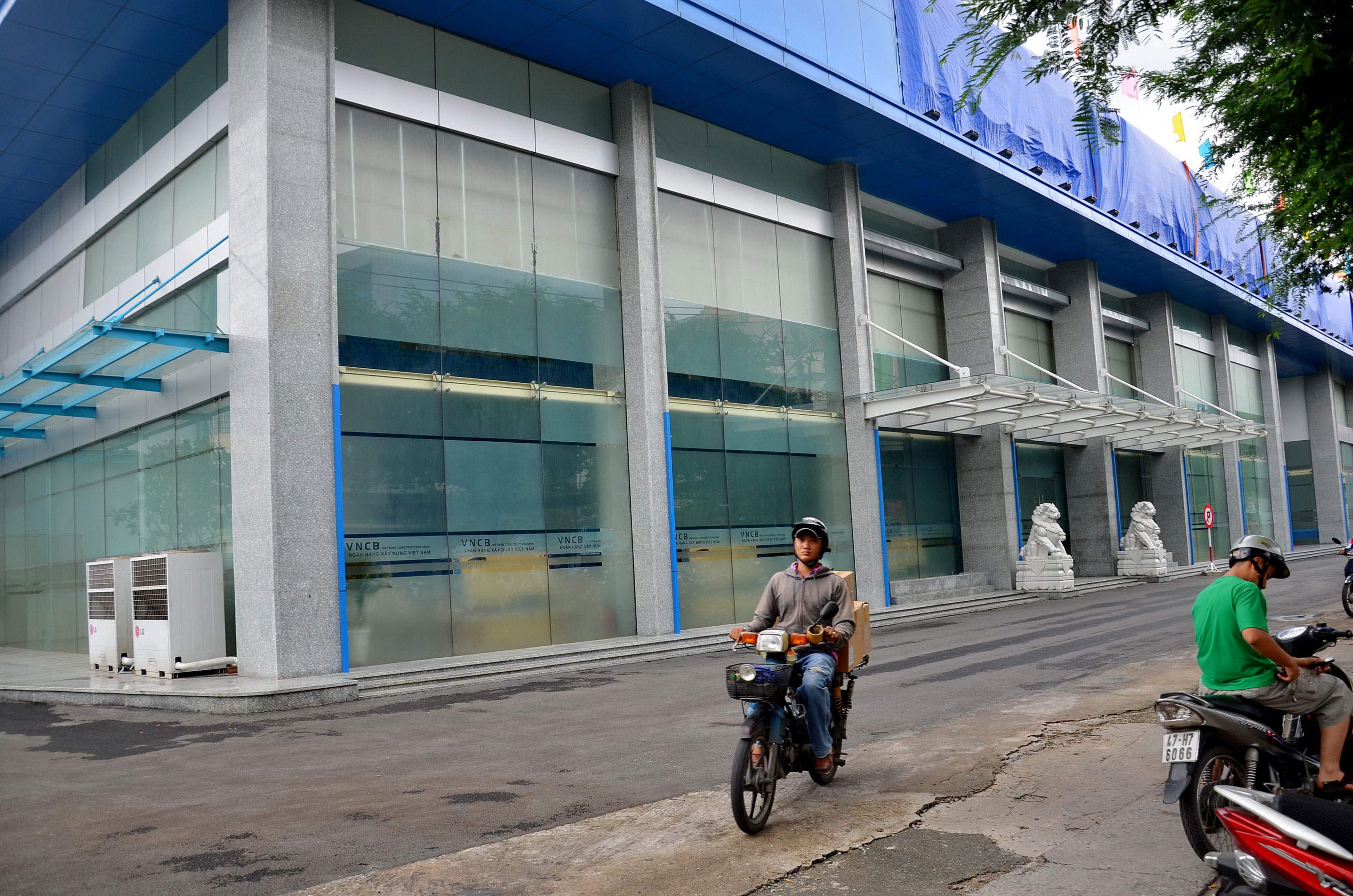 Trầy trật xử lý nợ xấu