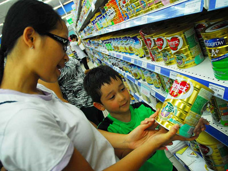 Sữa Dumex chia tay thị trường Việt