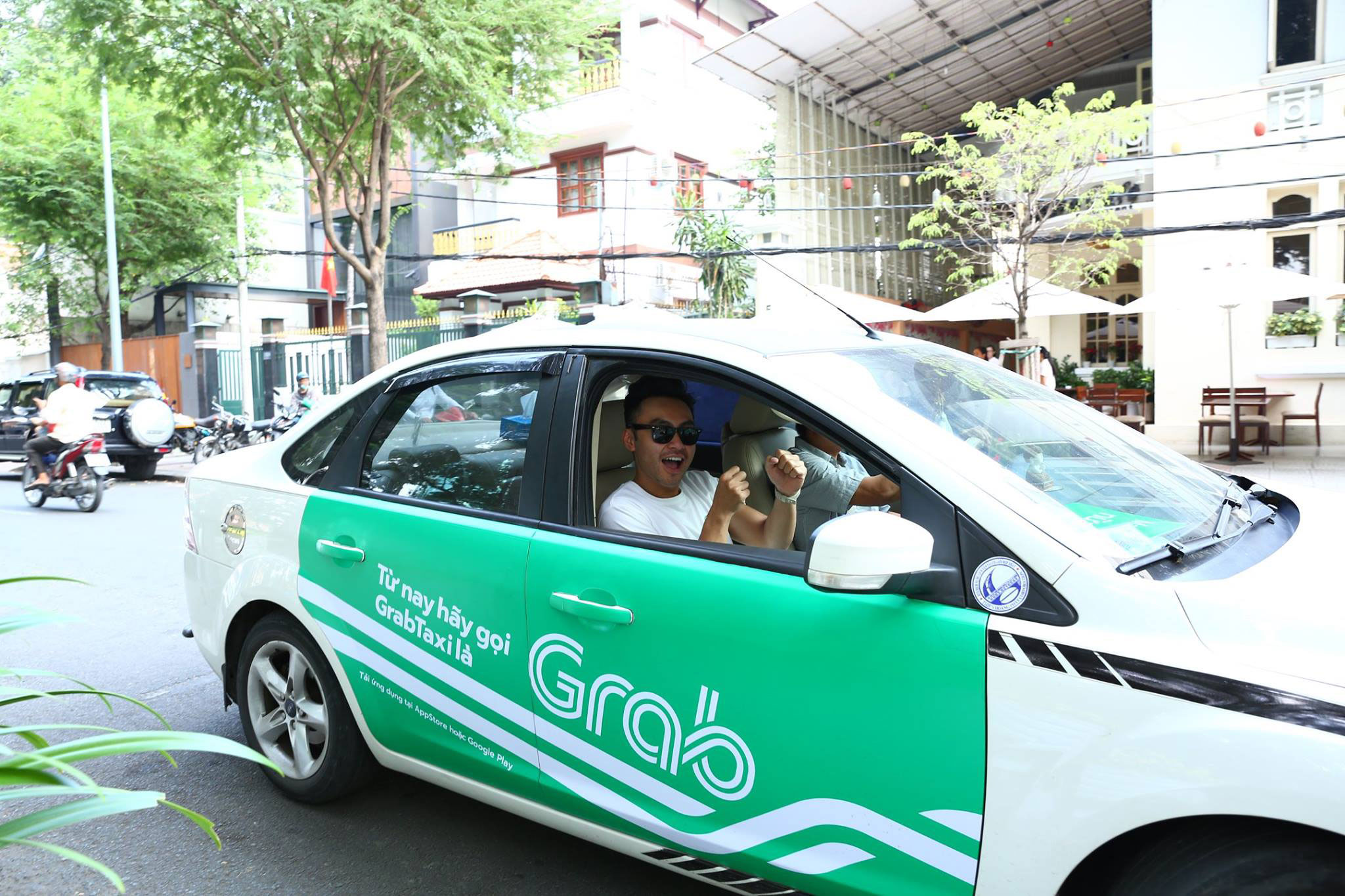 Nhích giá, taxi rẻ có còn hấp dẫn?