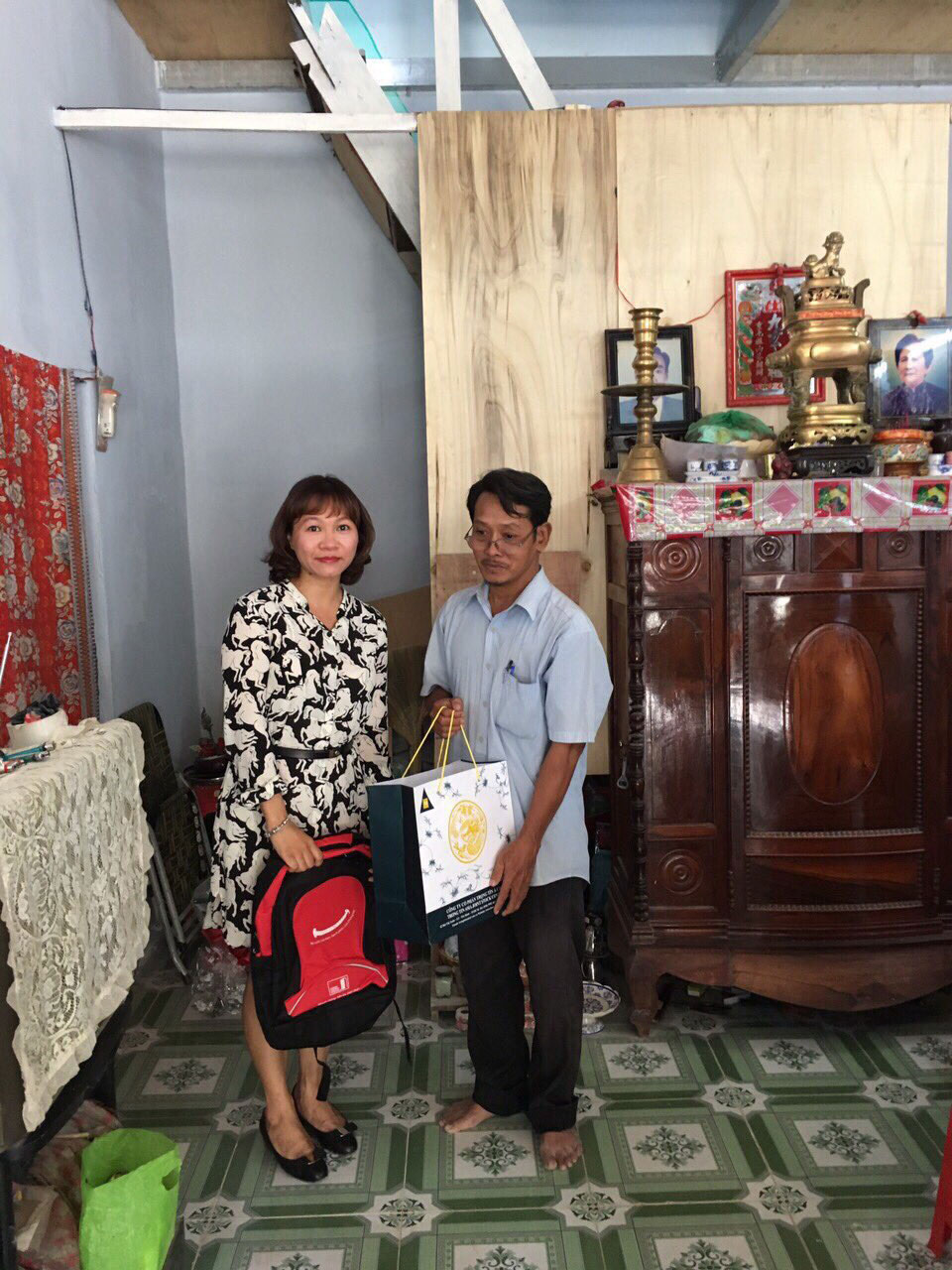 Home Credit trao nhà tình thương cho hộ nghèo