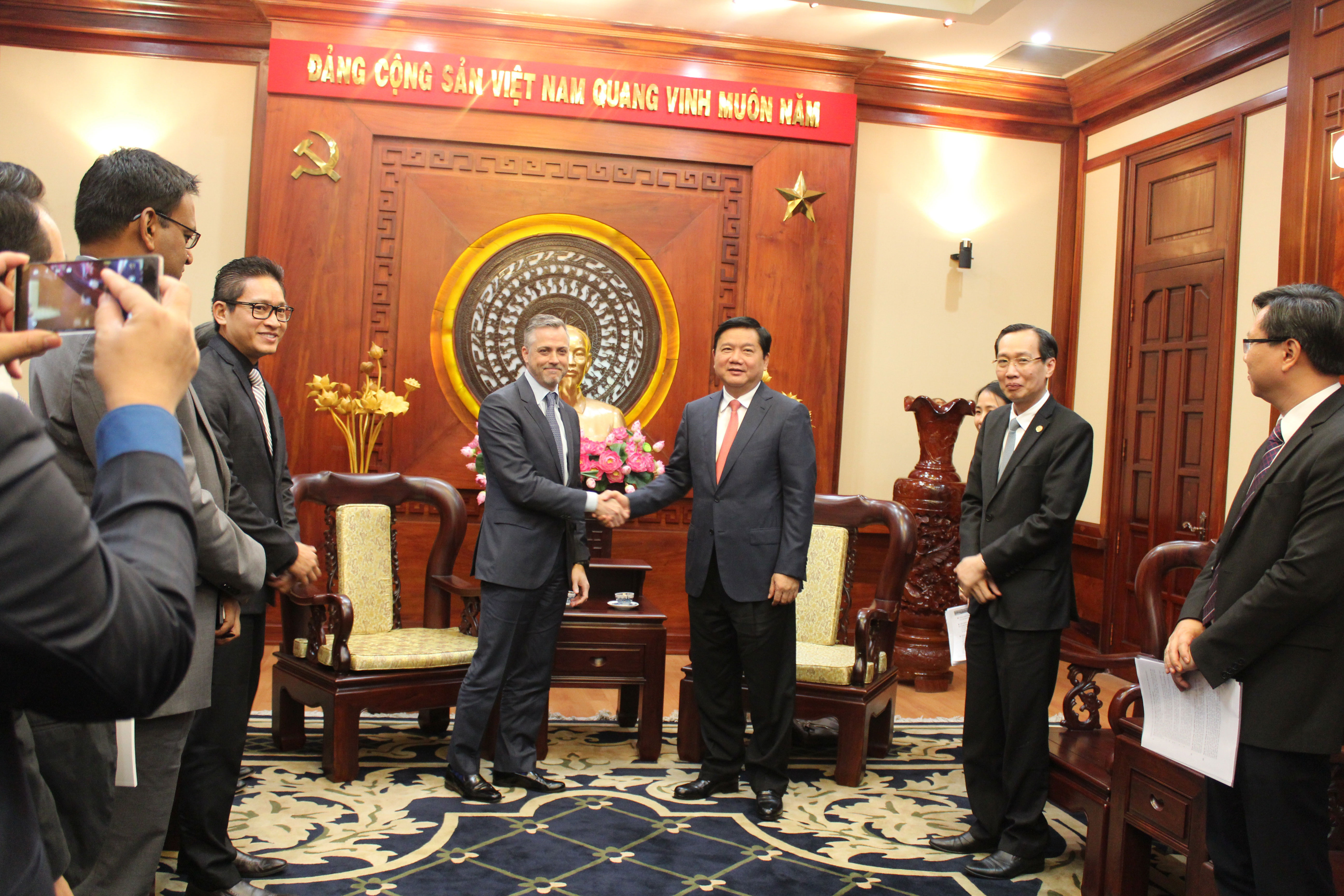 TP HCM “đặt hàng” Microsoft