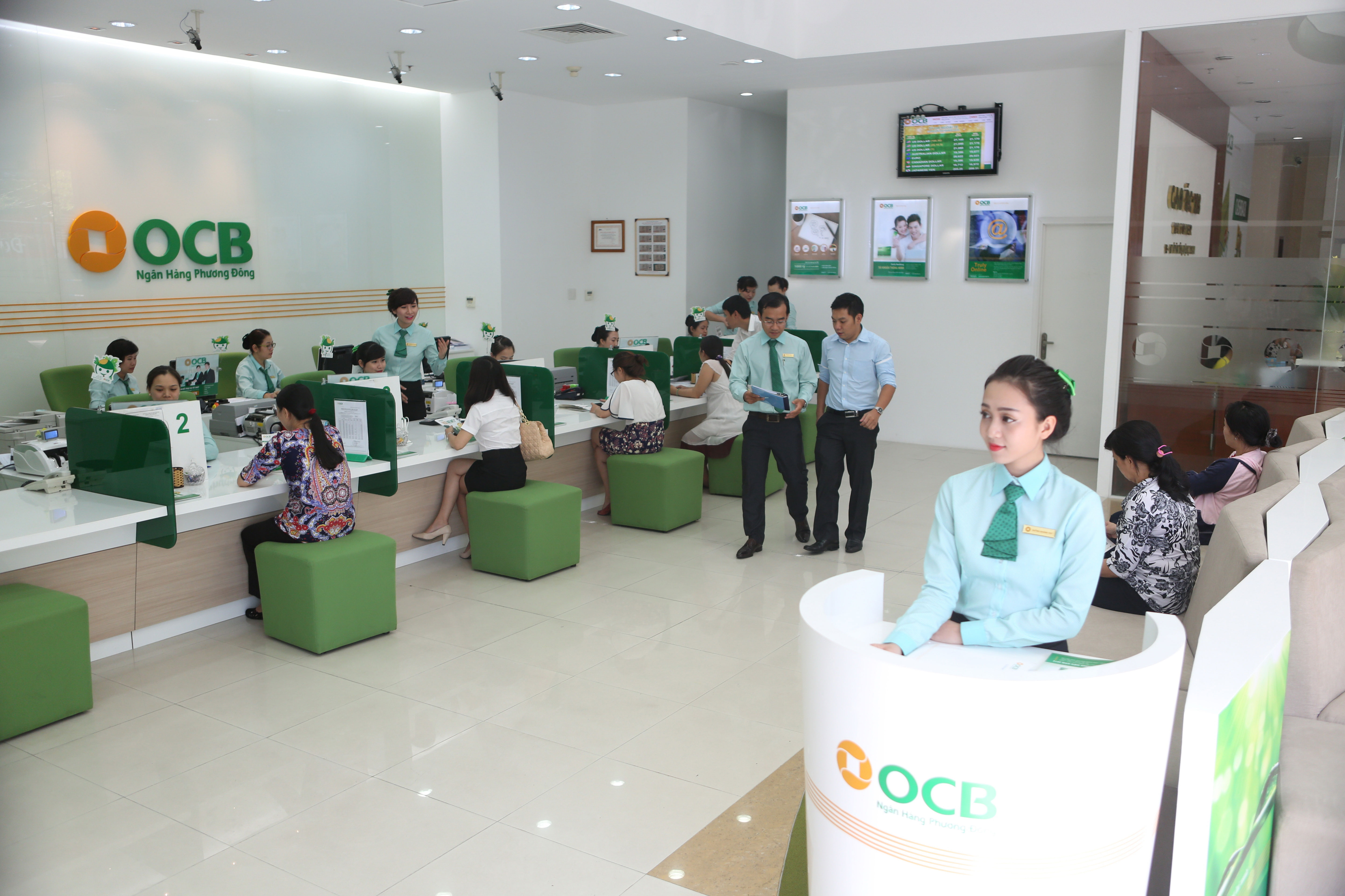 OCB khuyến mãi lớn