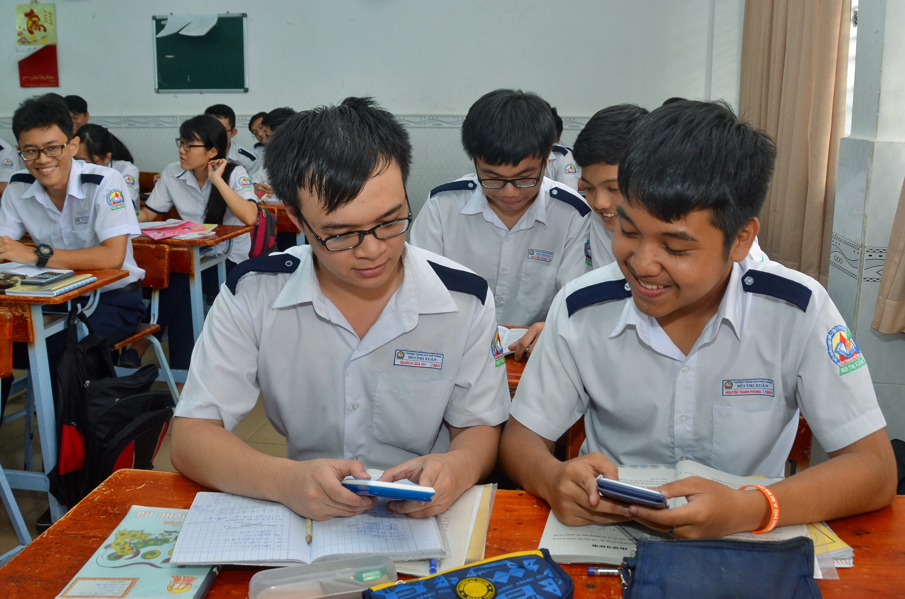 Thi trắc nghiệm, tổ hợp: Tăng sức ép!
