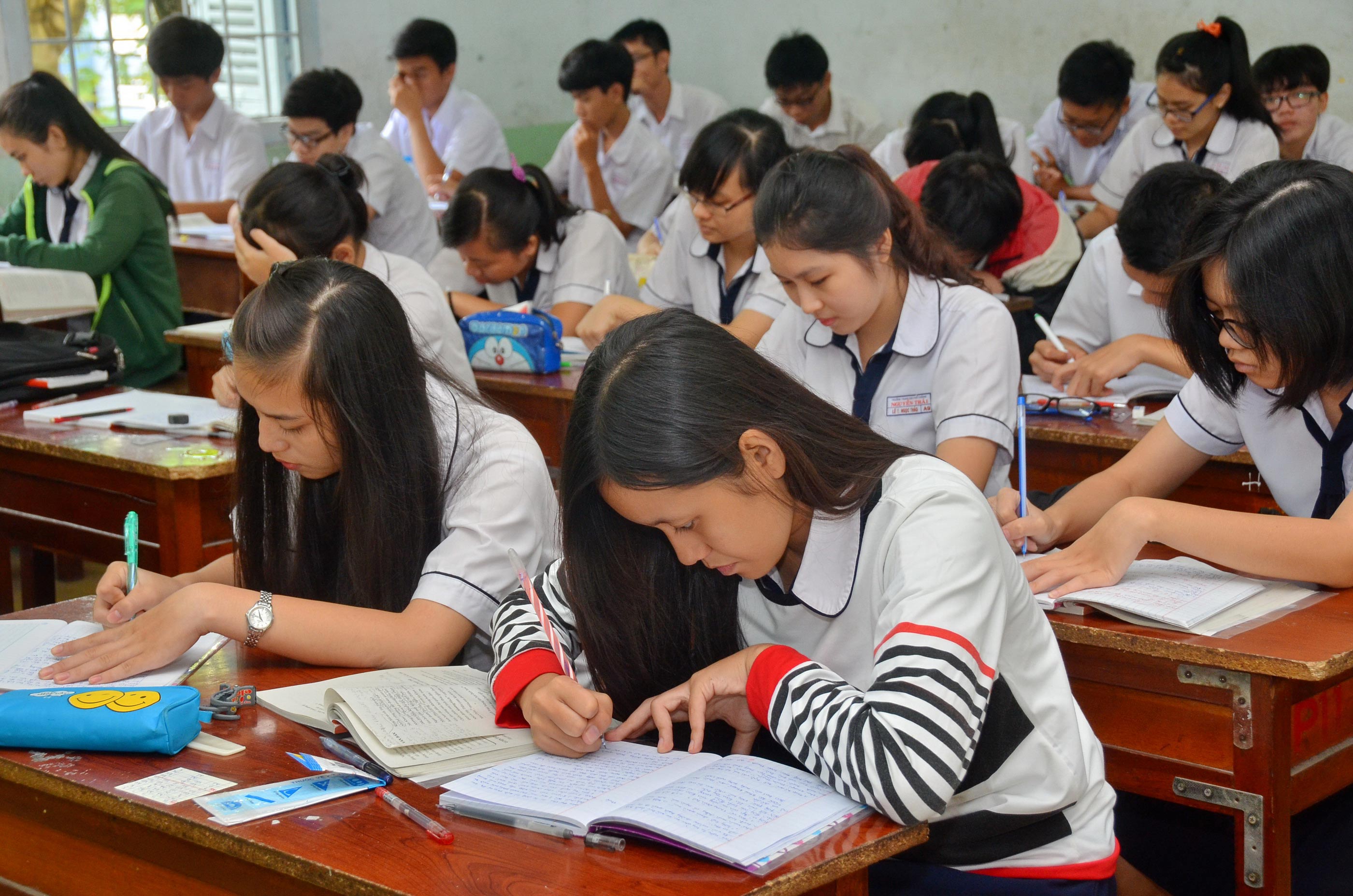 Điểm môn phụ: Khó giám sát