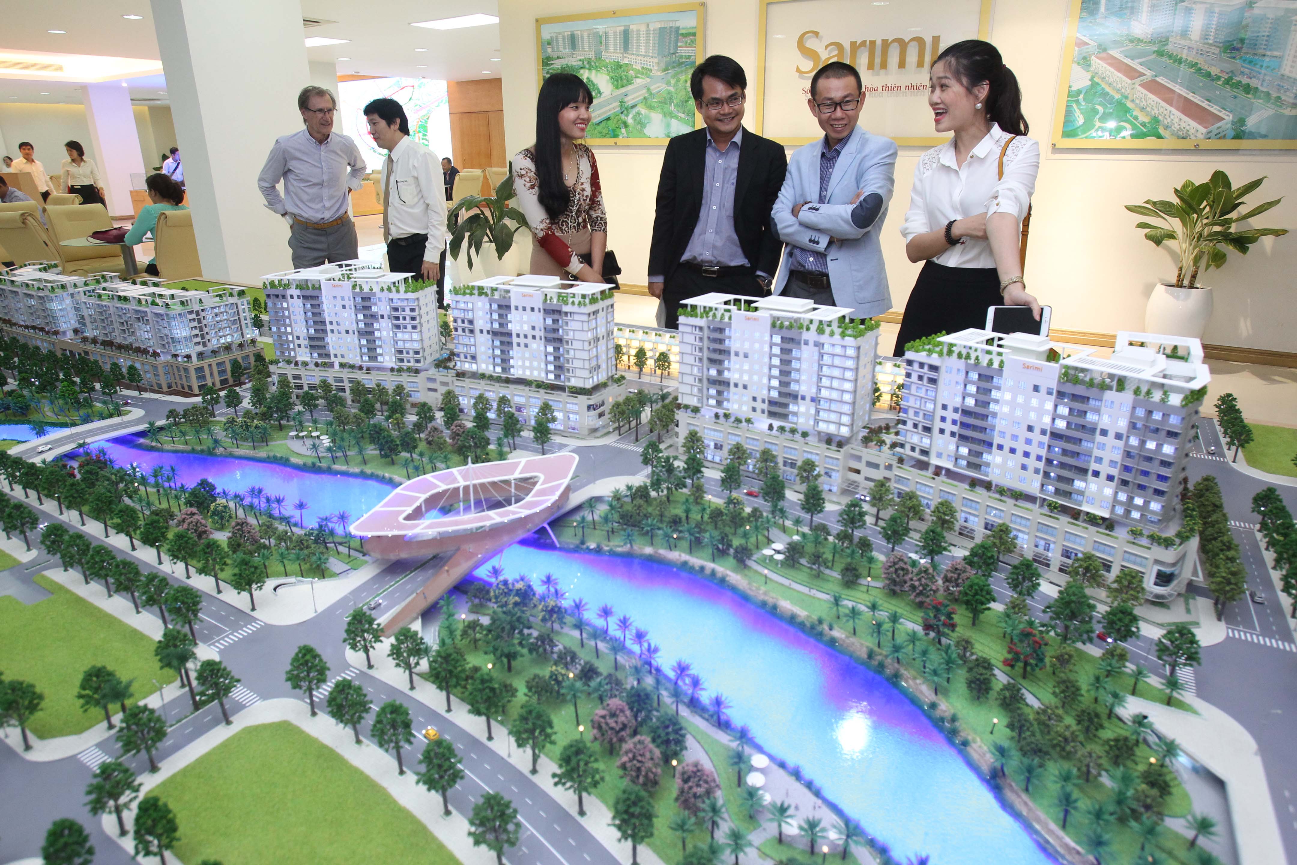 Có tiền không biết mua nhà ở đâu?