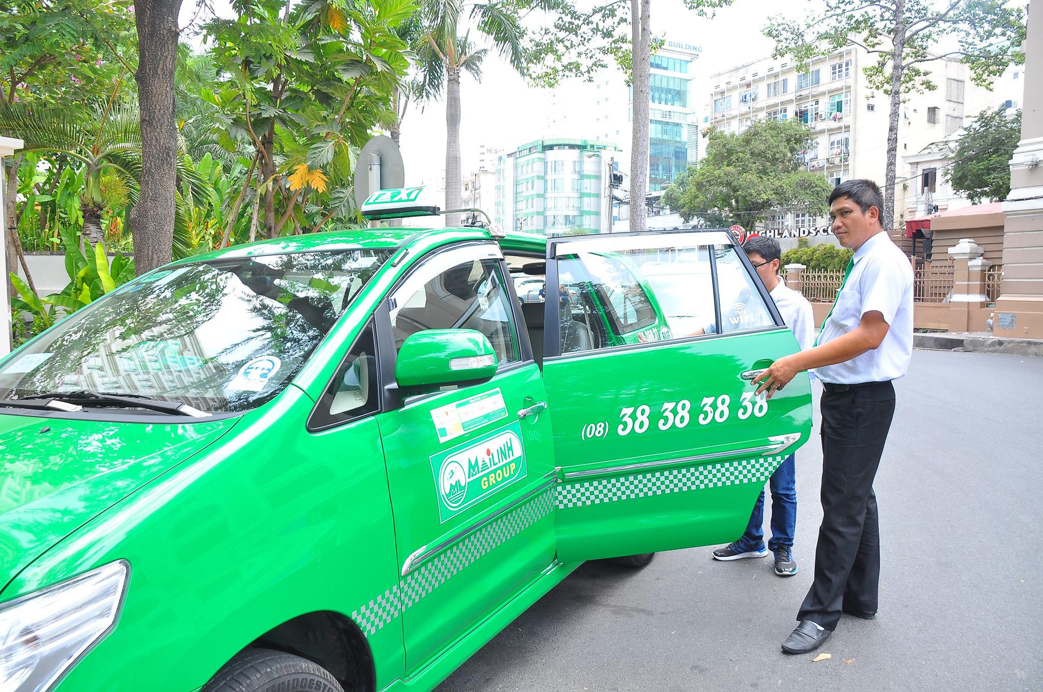 Mai Linh xin đất và ưu đãi lãi suất để mua 20.000 taxi điện