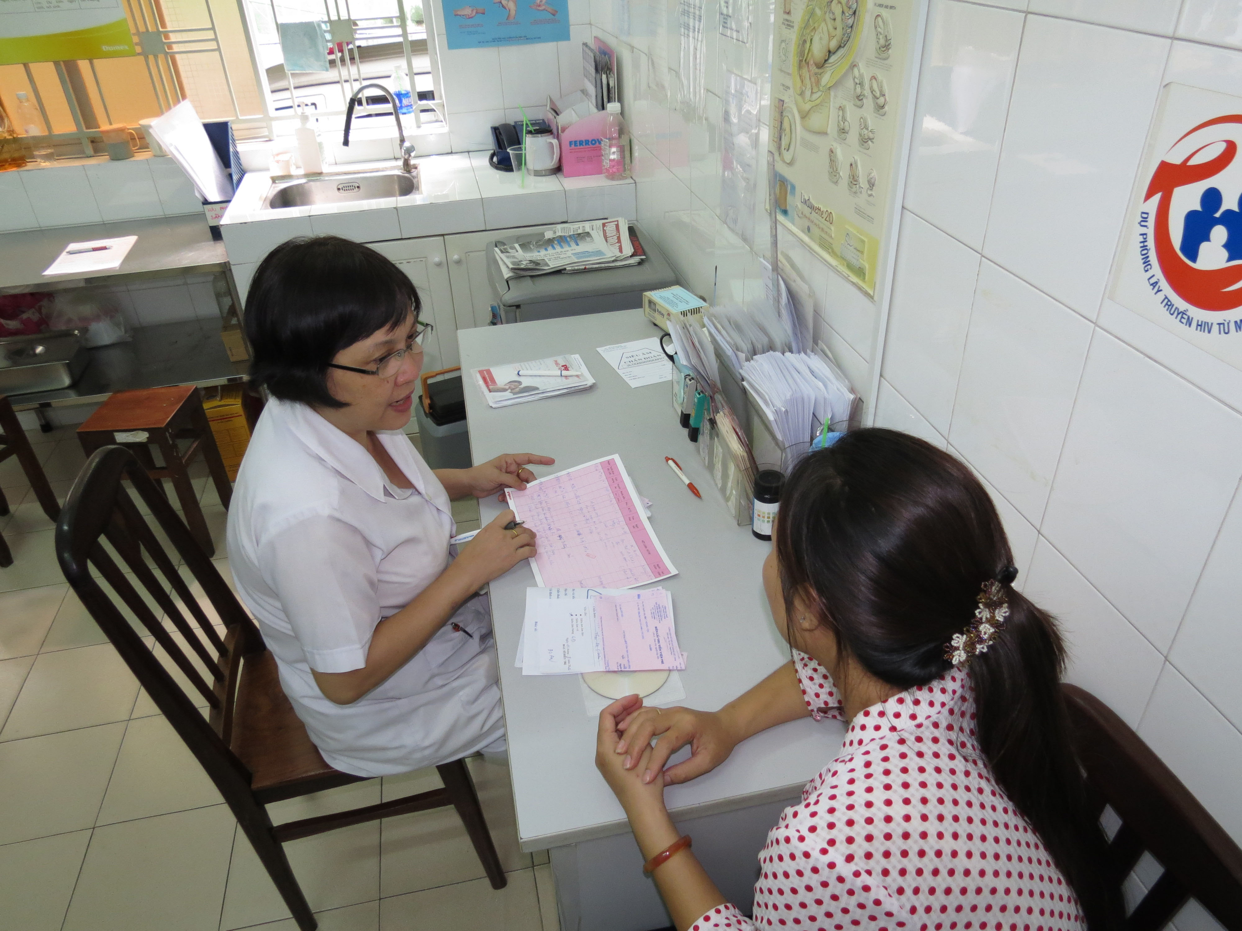 Mắc bệnh mà muốn có con, phải làm sao?