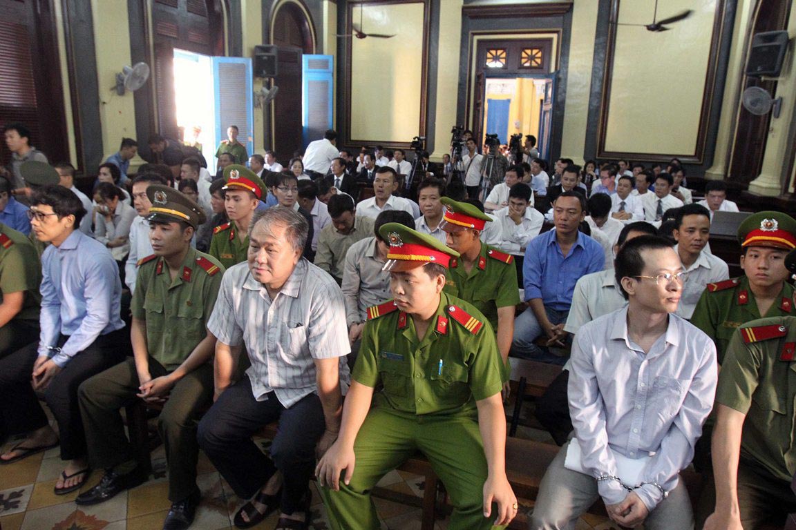Xét xử đại án tại Ngân hàng Xây dựng Việt Nam: Nhiều chiêu trò “rút ruột”
