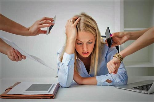 Công việc không vui hại sức khỏe tuổi 40