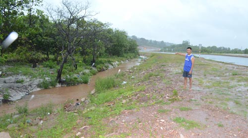 Một thượng úy công an chiếm đất của dân