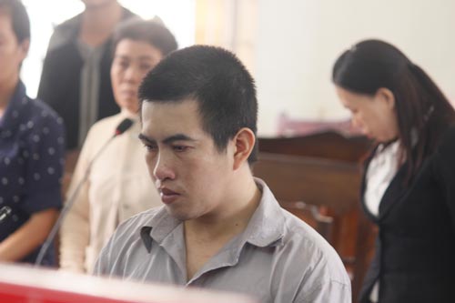 Lãnh 16 năm tù vì hiếp dâm trẻ em