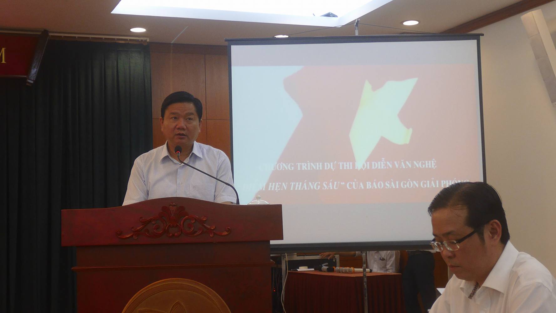 Bí thư Đinh La Thăng: Khuyến khích nhà báo tố cáo tội phạm