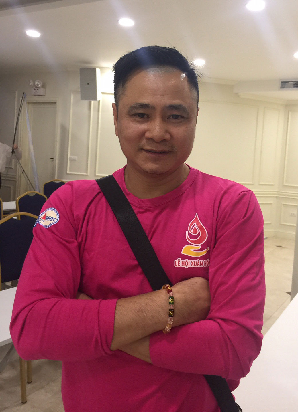Tự Long nổi tiếng nhờ... duyên ngầm