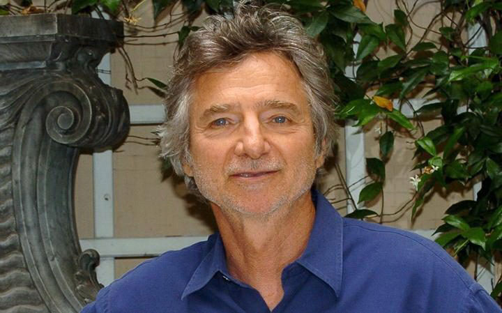 Đạo diễn Curtis Hanson qua đời ở tuổi 71