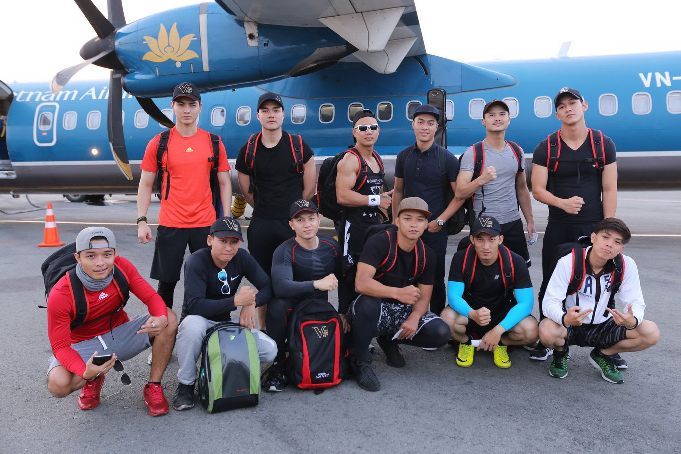 12 chàng trai “Phái mạnh Việt” quần nhau ở Côn Đảo
