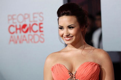 Demi Lovato bị cáo buộc “đạo nhạc”