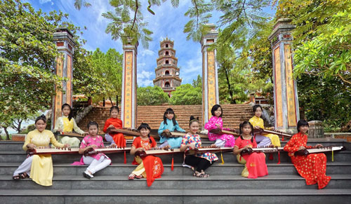 Tiếng hát quê hương - 35 năm khơi dòng chảy âm nhạc dân tộc