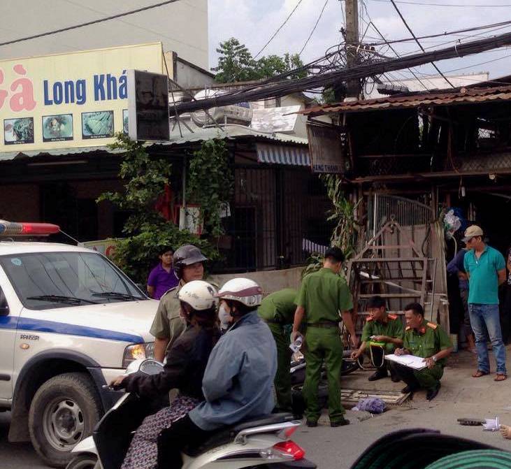 Lực lượng chức năng có mặt khám nghiệm hiện trường