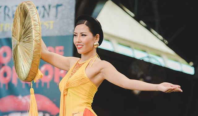 Trang phục Việt vào tốp 10 tại "Hoa hậu Hoà bình quốc tế"