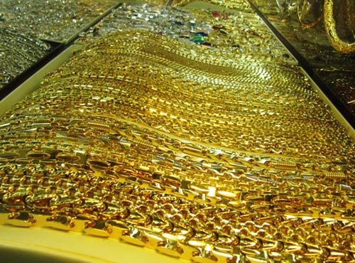 Giá vàng đã giảm gần nửa triệu đồng/lượng