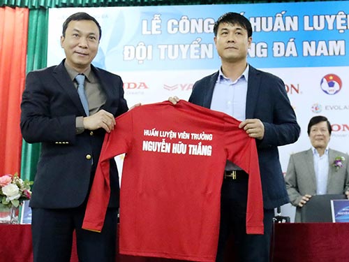 Không tiết lộ lương của Hữu Thắng