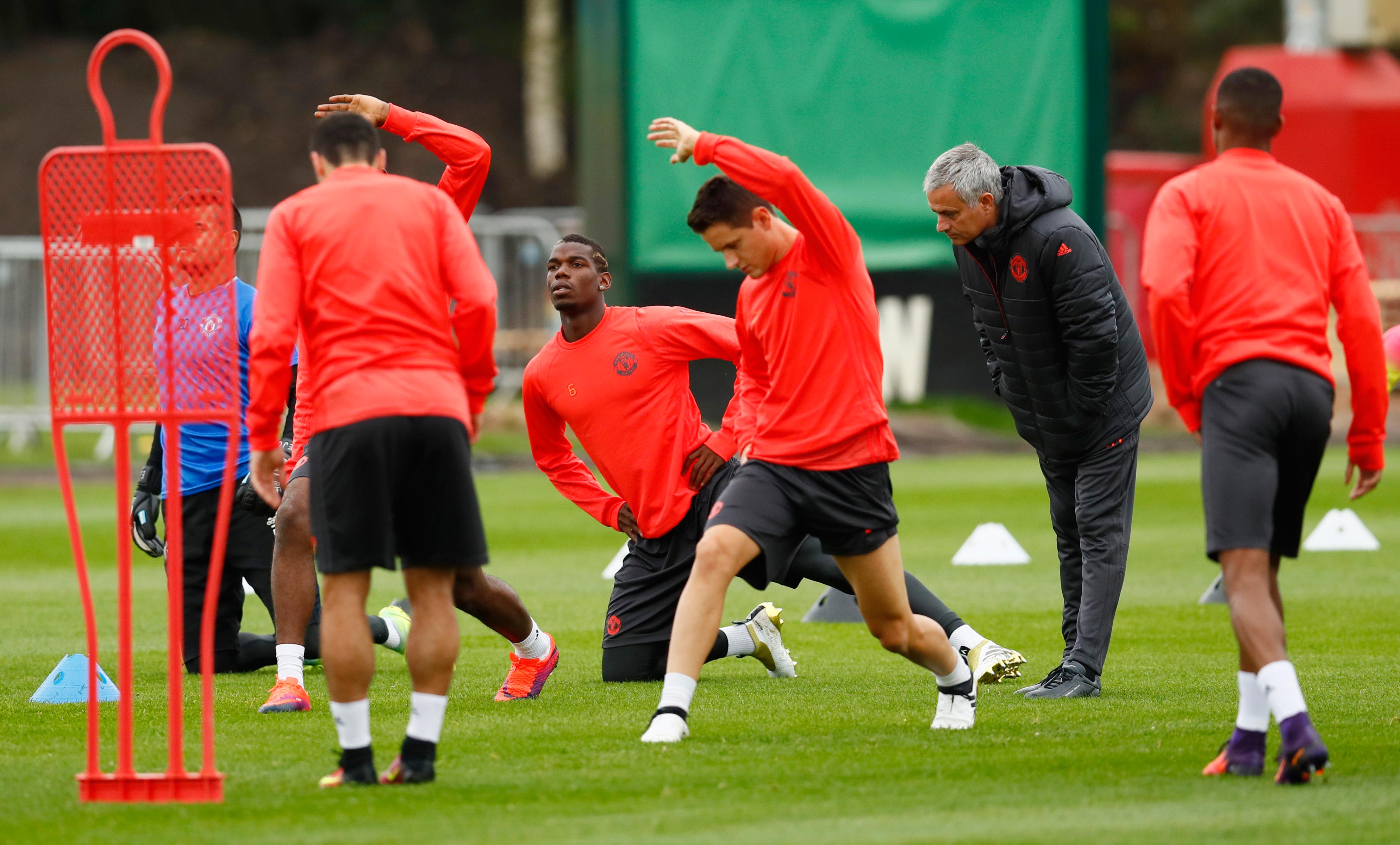 Mourinho lấy lại uy danh