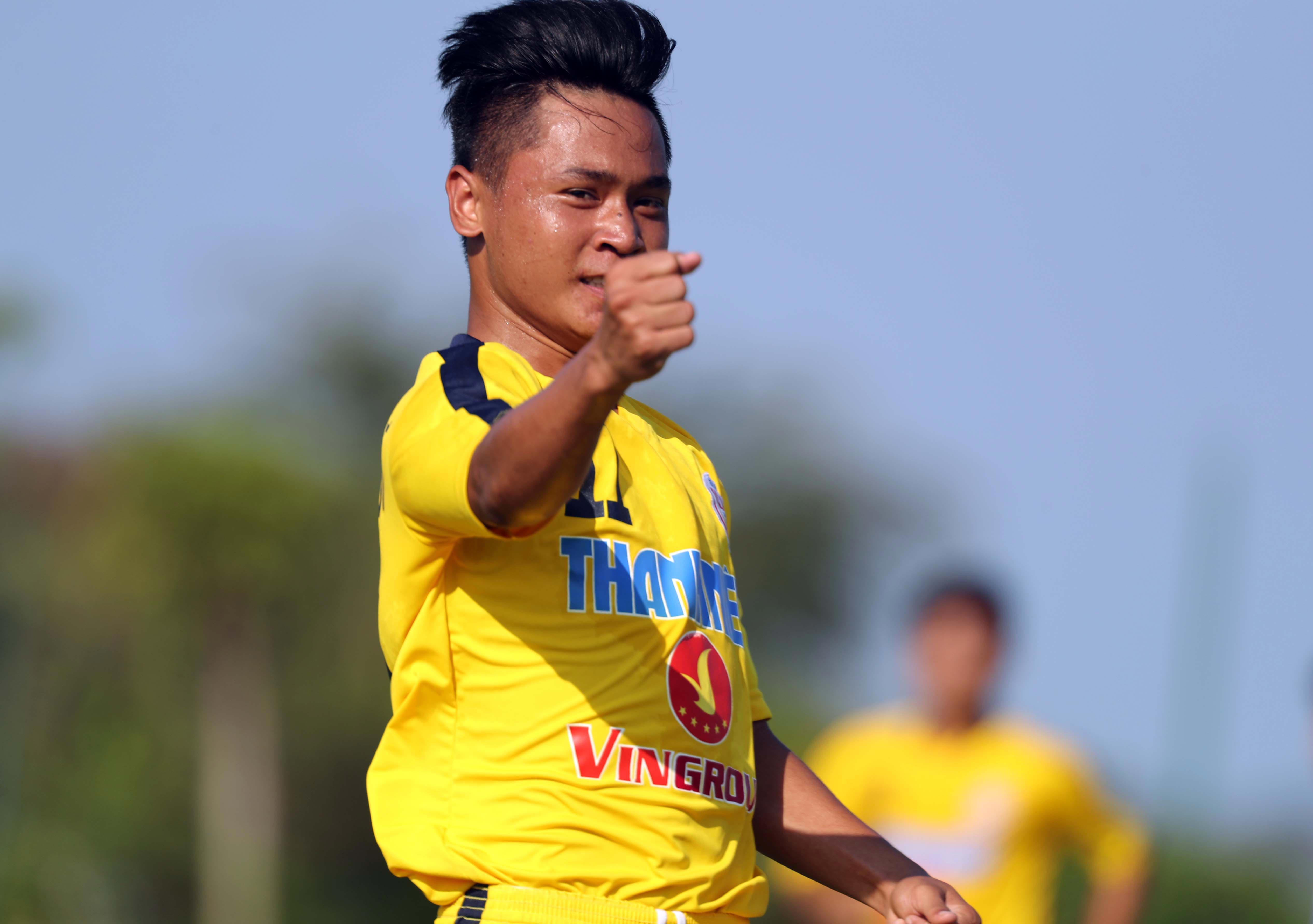 Thắng đậm, U19 PVF vào bán kết