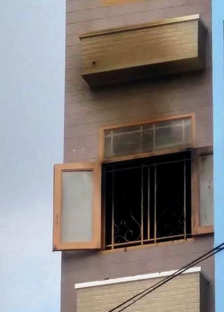 Nổ tại nhà 5 tầng, 4 người bị bỏng nặng